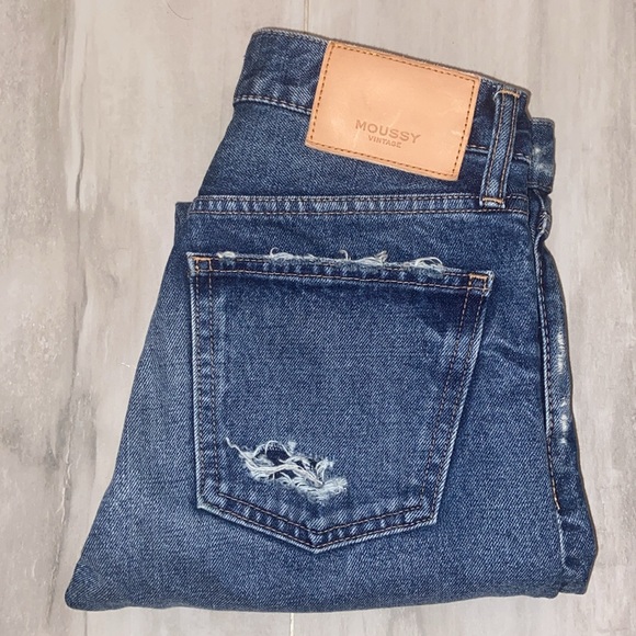 Moussy Vintage Keller Tapered, Japan, Distressed Raw Hem, 26x27, EUC, $391 MSRP - Picture 2 of 16